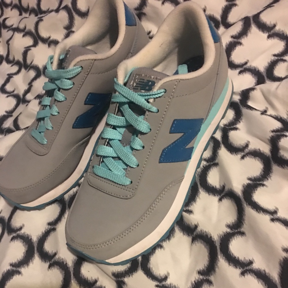 New Balance Tennis Shoes